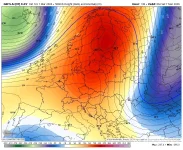 gfs-ensemble-ai-all-avg-europe_wide-z500_anom-2863200.webp
